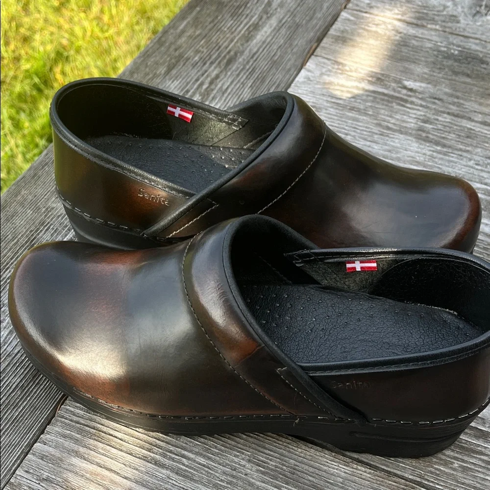 Sanita W Brown Leather Clogs 39 - Picture 3 of 6